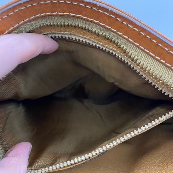 Celine Macadam clutch - Picture 10 of 12